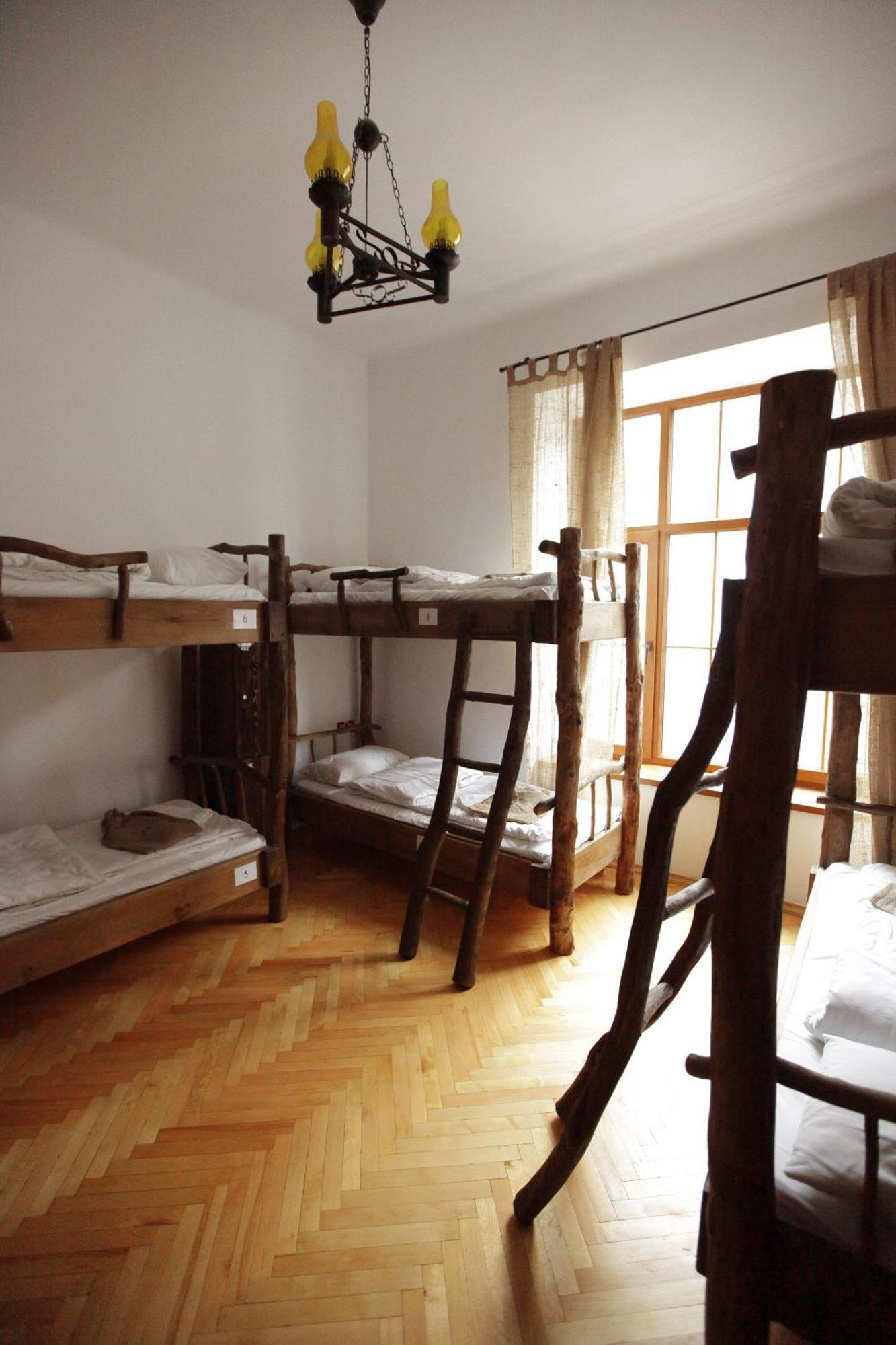 Ghostel - Medieval Hostel Lviv Bagian luar foto