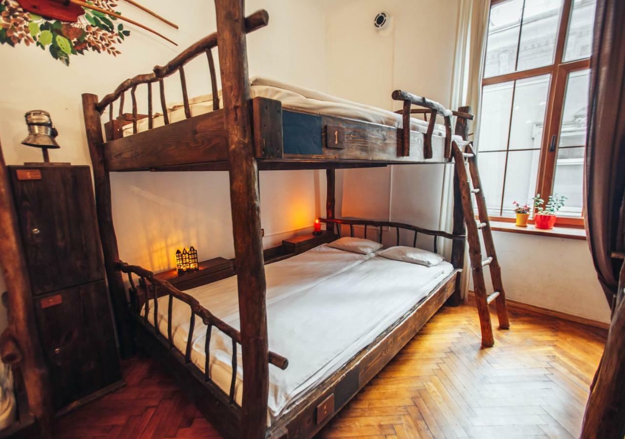 Ghostel - Medieval Hostel Lviv Bagian luar foto